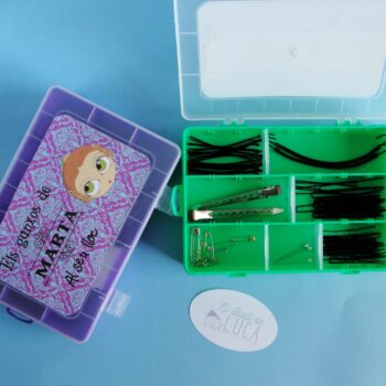 Caja para ganchos personalizable.