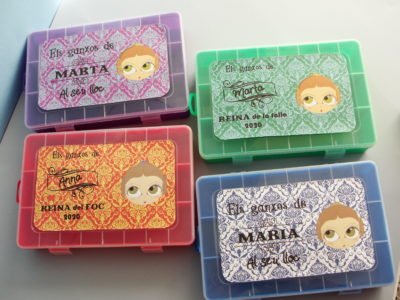 Caja para ganchos personalizable, vacia