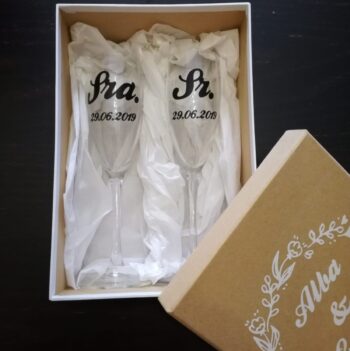 2 Copas de cava personalizadas con vinilo