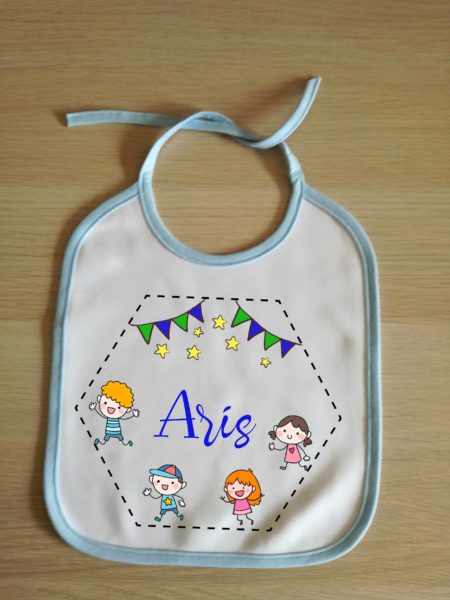 Babero bebes y niños personalizados