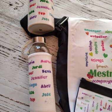 Botella cristal mis pequeños alumnos personalizada