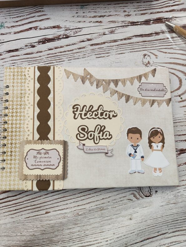 Libro comunion beig y marrón
