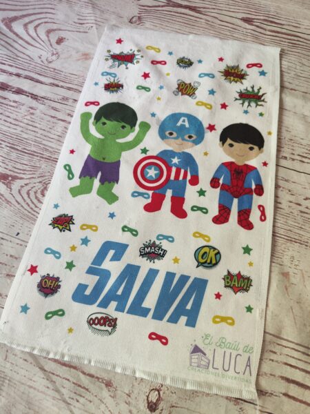 Toalla de mano personalizada modelo súper heroes