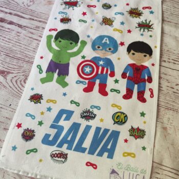 Toalla de mano personalizada modelo súper heroes
