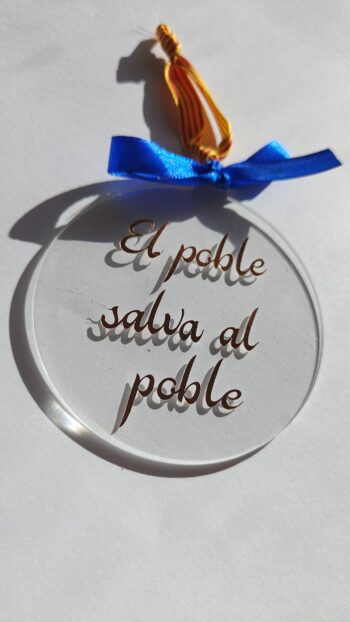 Bola Navidad El poble salva al poble